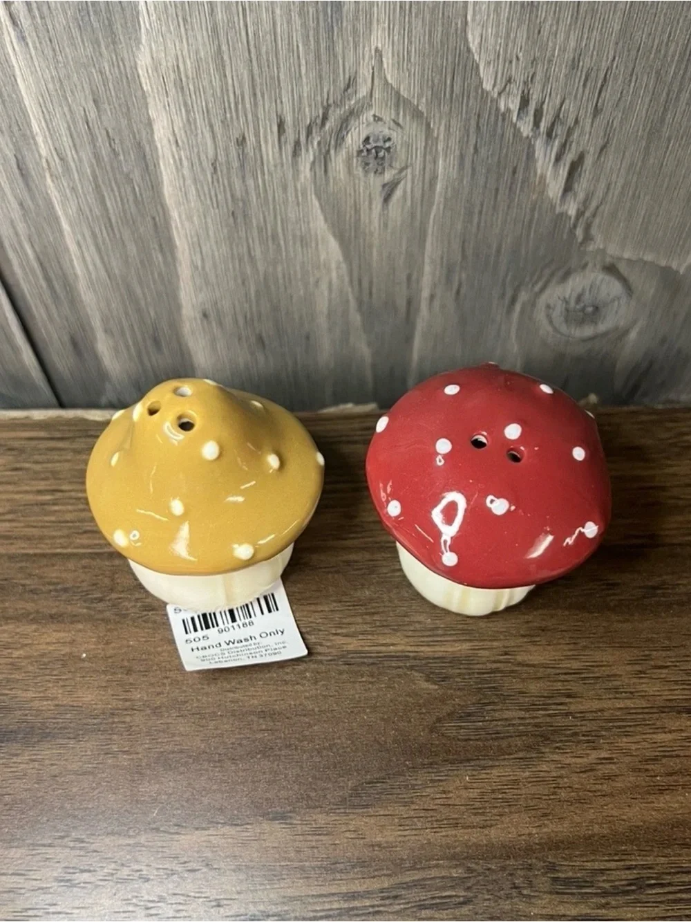 NWT Ceramic Mushroom Salt and Pepper Shakers - Red & Mustard